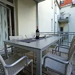 Apartment Haus Wallstrasse